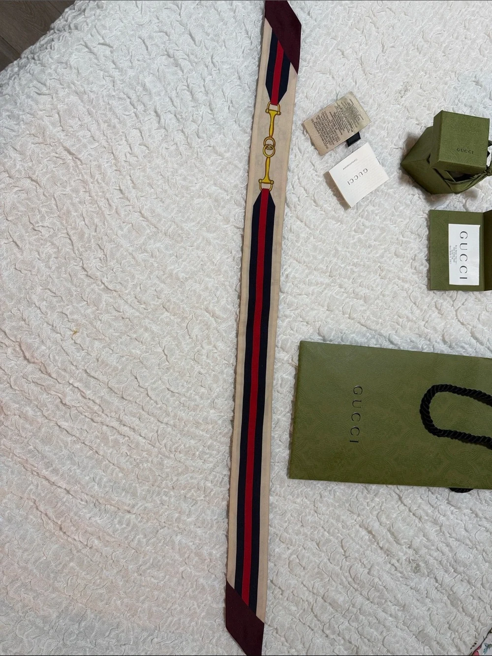 AUTHENTIC Gucci twilly scarf. Comes with everything shown in pictures. Like new